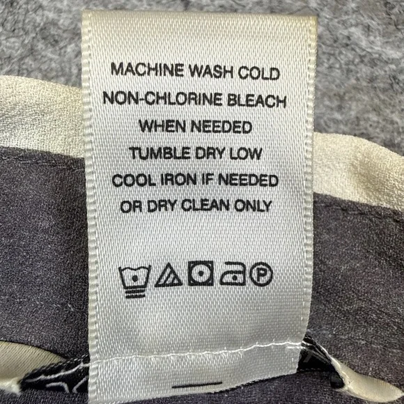 John Mark tunic top women's small gray tan neutral geometric silky boho artsy - Picture 9 of 9